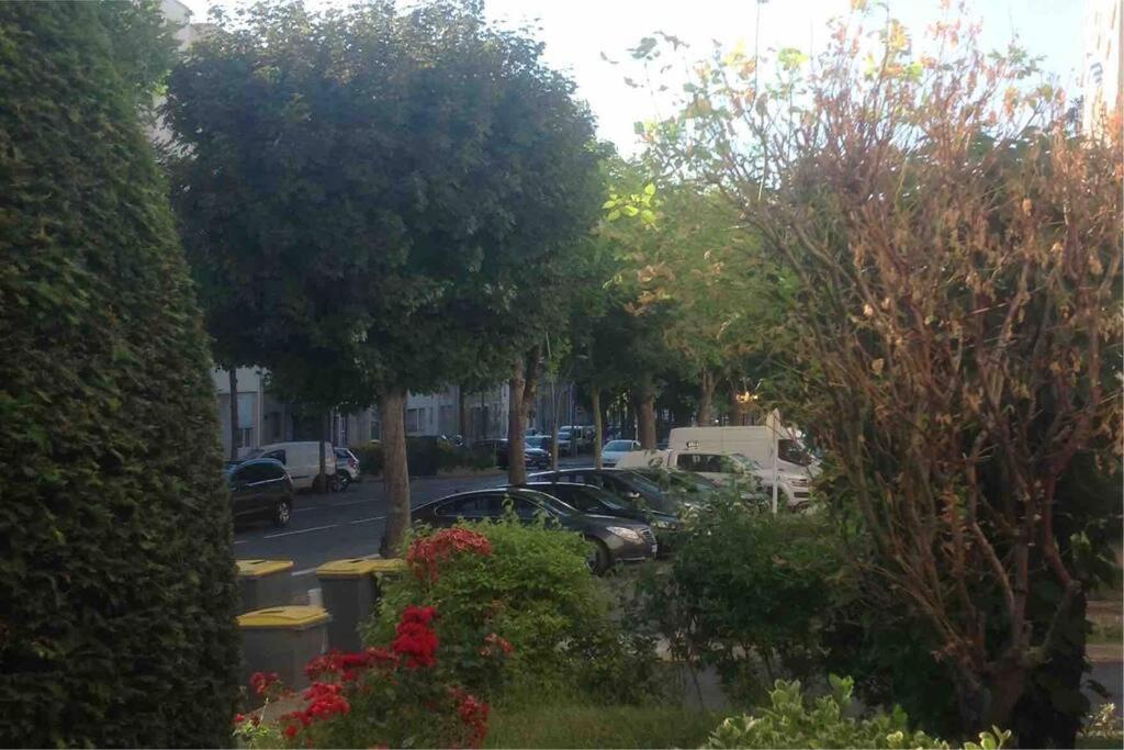 Cathedrale, Champagne Near, Park And Stores Close Reims Ngoại thất bức ảnh